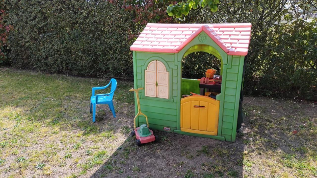 gite l'opale Lailly-en-Val Extérieur photo